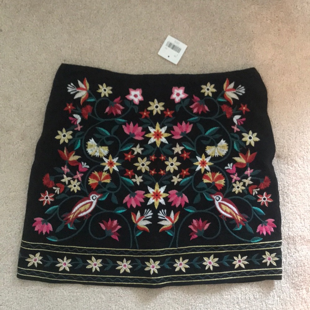 Never worn altard state skirt!!!